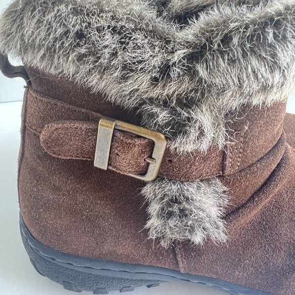 Khombu Lindsey Women's Size 7M Bootie Brown Suede Faux Fur Ankle Boot Zip - Picture 3 of 9